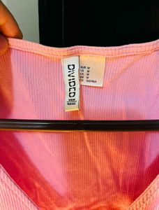 Pink Ruched V-Neck Cropped Top