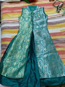 Elegant Dark Green Brocade Kurta Set for teen kids