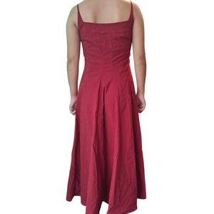Elegant Burgundy Spaghetti Strap Midi Dress