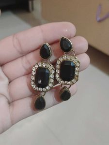Elegant Black &amp; White Jewelery Set