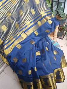Elegant Blue &amp; Gold Saree with blouse