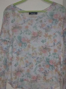 Soft Floral Print Crop Top Very Beautiful.