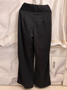 Chic Black Wide-Leg Pants