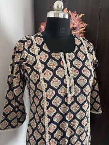 Elegant Printed Cotton Kurta