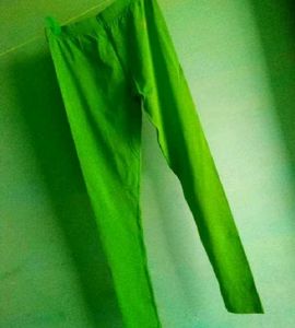 Branded leggings.pack of 2