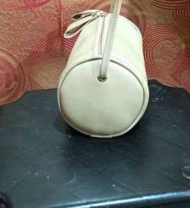 New Fostelo Women Beige Sling Bag✅