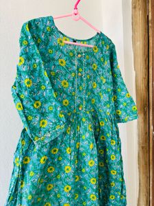 Vibrant Floral Print Kurta
