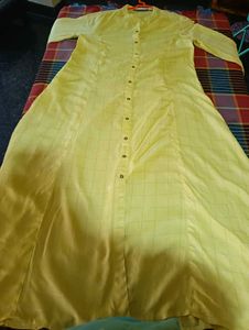 Yellow Avaasa Button Top