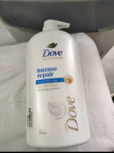 Dove Intense Repair Shampoo