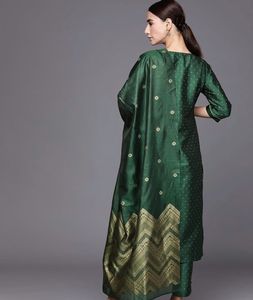 Elegant Green Kurta Pant Set