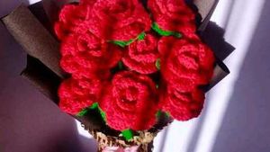 Red Crochet Rose Bouquet 🌹💐💐💐