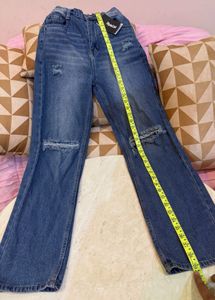 Distressed Wide Leg Jeans