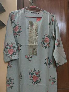 Melange Floral Straight Kurta New With Tag