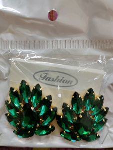New Beautiful Ear Tops
