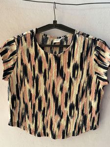 Abstract Print Cropped Top