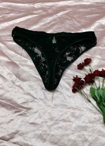 Assorted Women's 4-Panties combo
