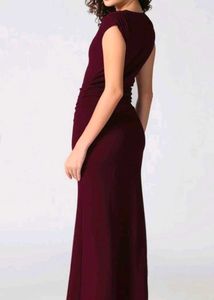 ✨Beautiful Burgundy bodycon Maxi Dress✨