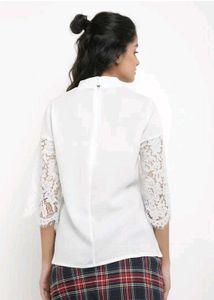 Beauty White Lace Sleeve Top