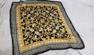 Elegant Black &amp; Gold Baroque Scarf