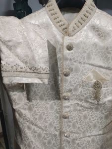 Men's Elegant Brocade Sherwani