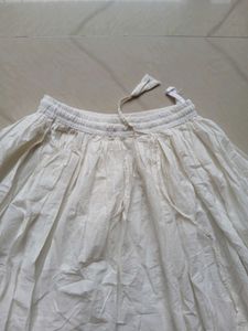 beautiful skirt off white