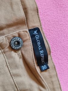 Shorts Mustard Color
