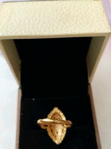 Elegant Gold Tone Ring