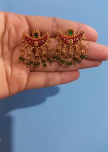 Gold &amp; Green Kundan Necklace Set