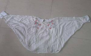 Chic White Embroidered Batwing Top