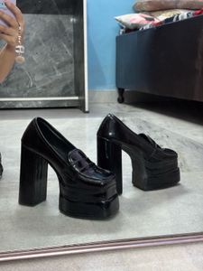 🖤 Black Patent Platform Block Heels 6-Inches