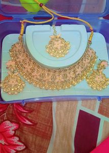 Elegant Gold & Pearl Necklace Set