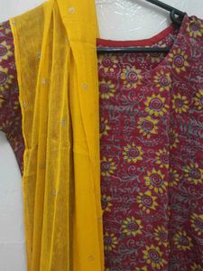 Maroon Floral Print Kurta