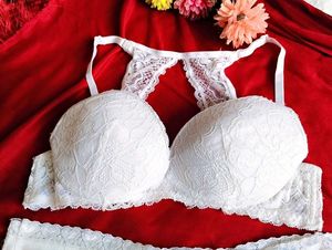 Elegant White Lace Bra &amp; Panty Set