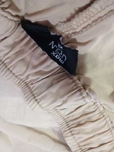Max Beige Baggy Parachute Jeans – Trendy &amp; Comfort