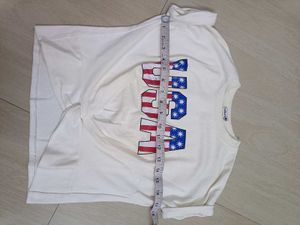 New USA written crop top