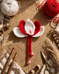 Red &amp; White Lotus Hair pin