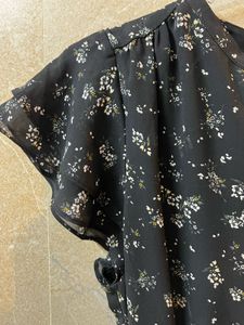 H&amp;M Chic Floral Print Mini Dress
