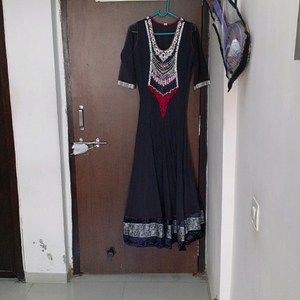 Party wear,its from.v good shop, fabric n diomant work is v good.Worn many .Lower part net  with silk astar below.With dupatta and chudidar
