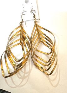 beautiful Gold Tone Leaf Dangle Earrings
