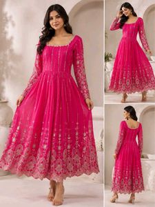 Stunning Pink Embroidered Kurta