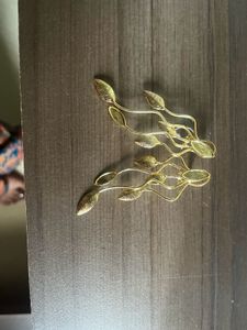 Elegant Gold Leaf Design Jewellery