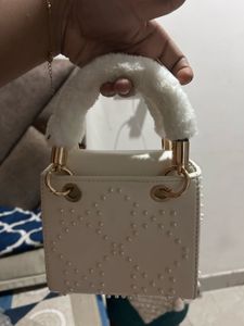 Chic White Pearl Embellished Handbag
