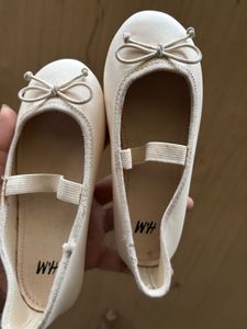 🆕H&amp;M Ballet Pumps for Babies (2.5-4.5 years)