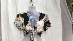11245. Stylish Printed Tie-Front Crop Top
