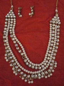 Kundan Triple Layer Neck Piece With Earring