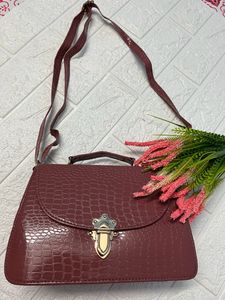 Combo of croco and ruskbrown bag