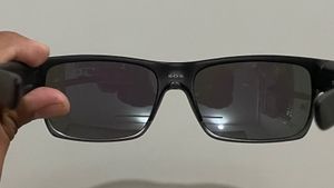 Sports Blue Mirrored Sunglasses