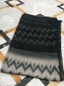 Elegant Black &amp; White Saree