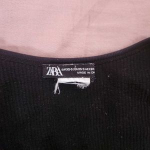 Zara Black Ribbed Long Sleeve Cropp Top