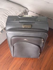 Travel Suitcase-Samsonite